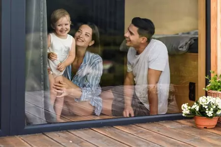 Bezplatný online webinář NA SKLE ZÁLEŽÍ - téma Průvodce výběrem skel pro domy a byty