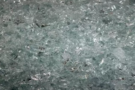 Recyklovali jsme 95 tun fasádního skla z původní budovy Merkuria