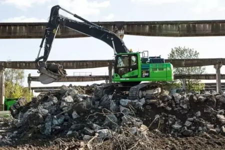 Recyklovali jsme 95 tun fasádního skla z původní budovy Merkuria