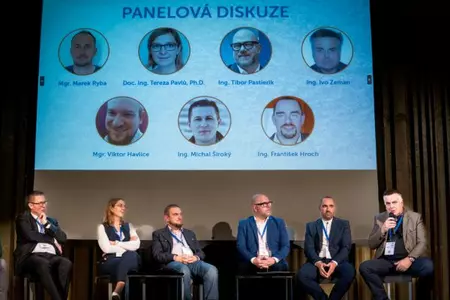Okna a dveře 2024 - panelová diskuze udržitelnost