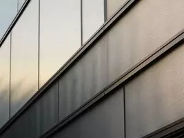Cool-lite® st bright silver smaltované protisluneční sklo. antelio silver saint-gobain