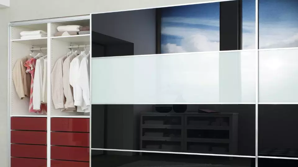 Planilaque® Evolution barevná skleněná zástěna, sklo do obývacího prostoru, ložnice, Saint-Gobain Glass